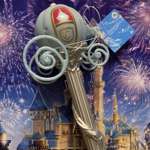 cinderella carriage bubble wand
